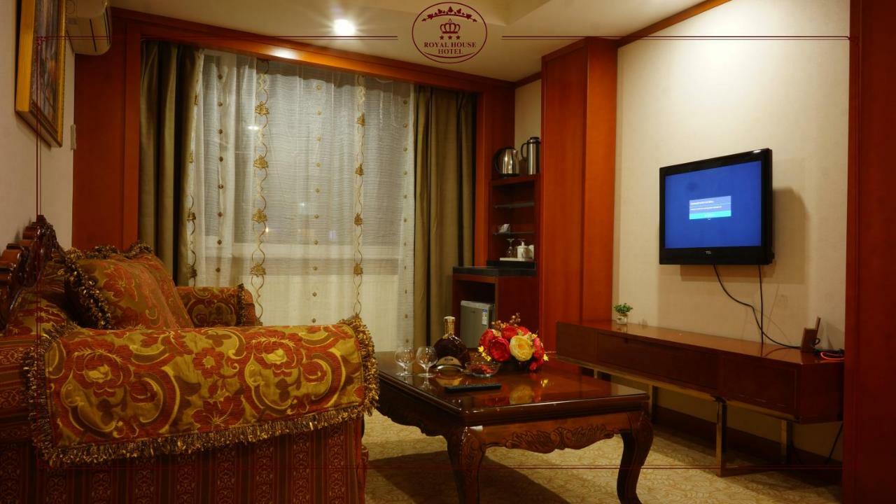 אולן בטור Royal House Hotel מראה חיצוני תמונה